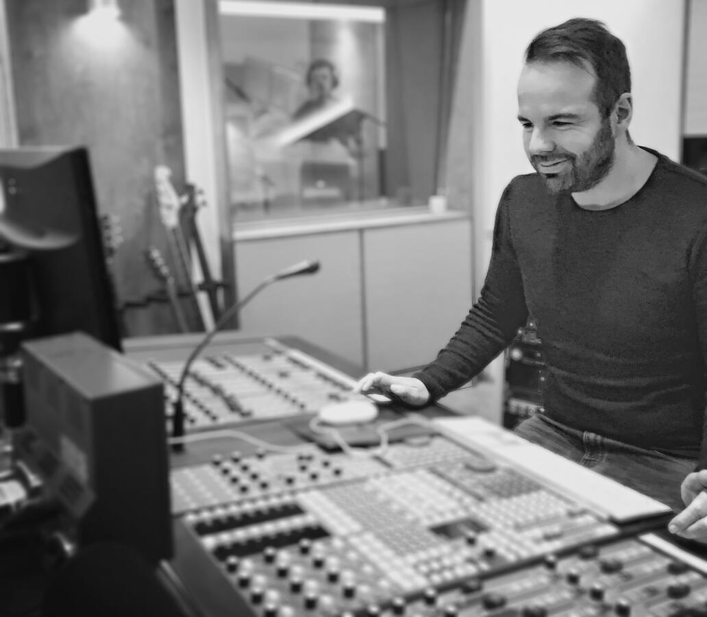 Marcel Stoffels | Musikproduzent und Songwriter in Bitburg Marcel Stoffels | Musikproduzent und Songwriter in Bitburg